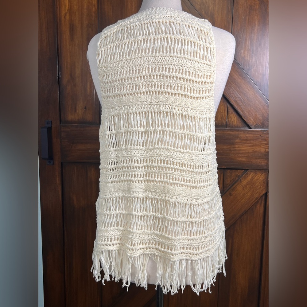 American Eagle Cream Crochet Knit Fringe Vest Boho Sleeveless Cardigan Large‎